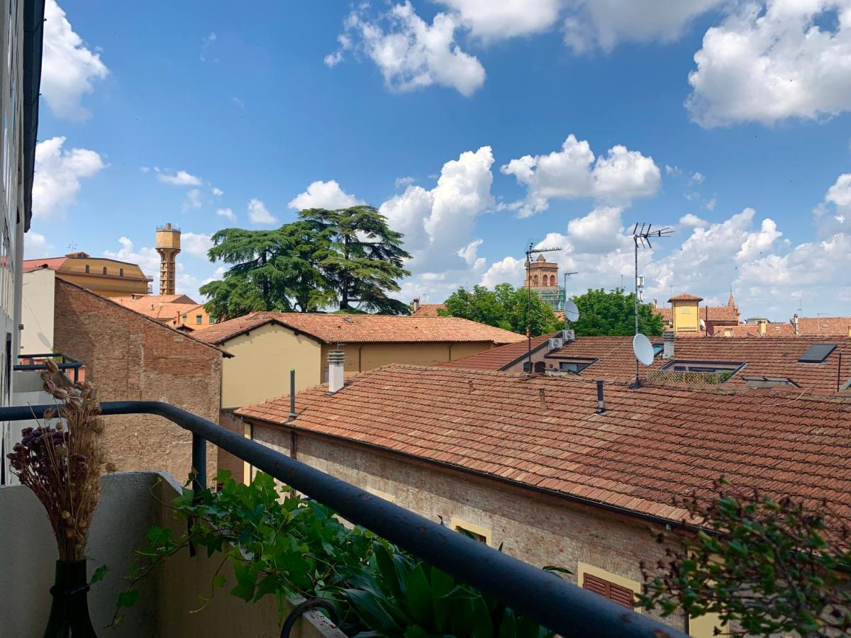 Charming Home Towers-Roofs View 博洛尼亚 外观 照片